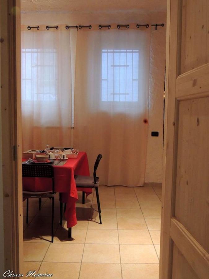 Hotel La Casa Del Colonnello à Verceil Extérieur photo